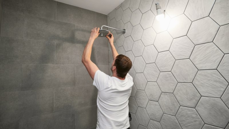 How to Clean a Shower Head With Vinegar: Step-by-Step Guide
